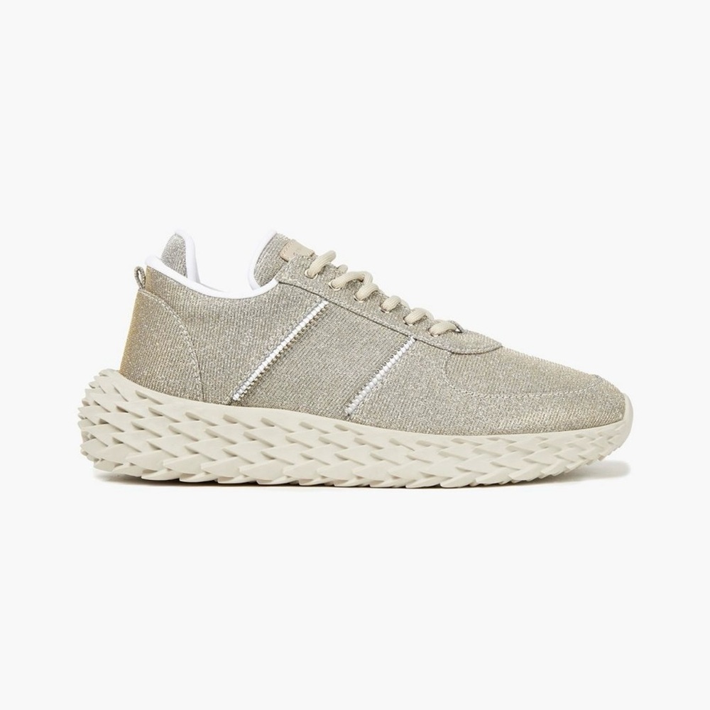 NEW Giuseppe Zanotti Urchin low-top sneakers in silver/gold color, Size 38